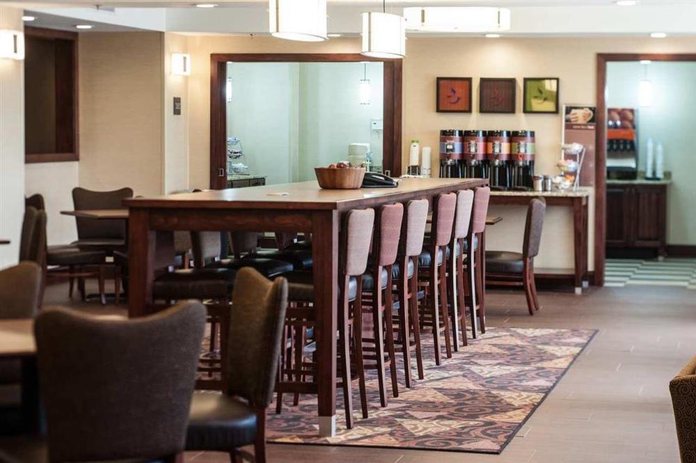 Hampton Inn Bismarck Dalaman gambar